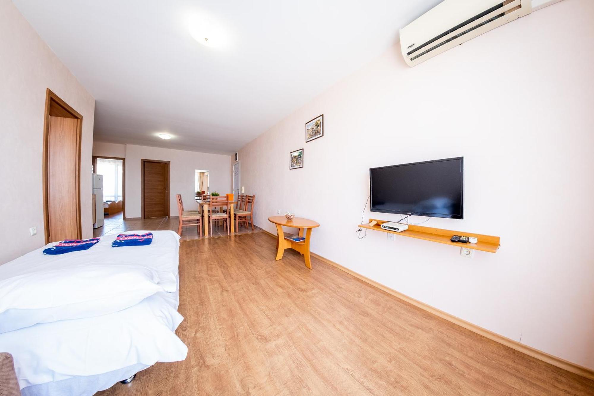 Prestige Mer D'Azur Sunny Beach Exterior foto